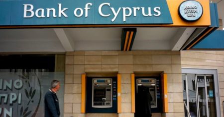 Bank of Cyprus closes 10000 Russian bank accounts